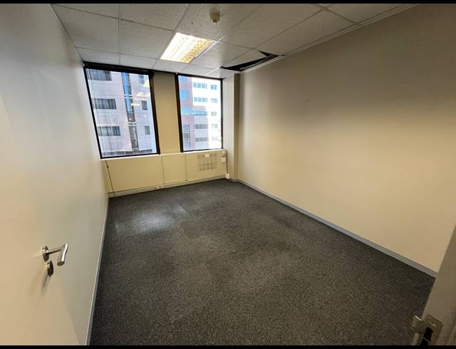 238M² OFFICE TO LET IN CAPE TOWN CITY CENTRE